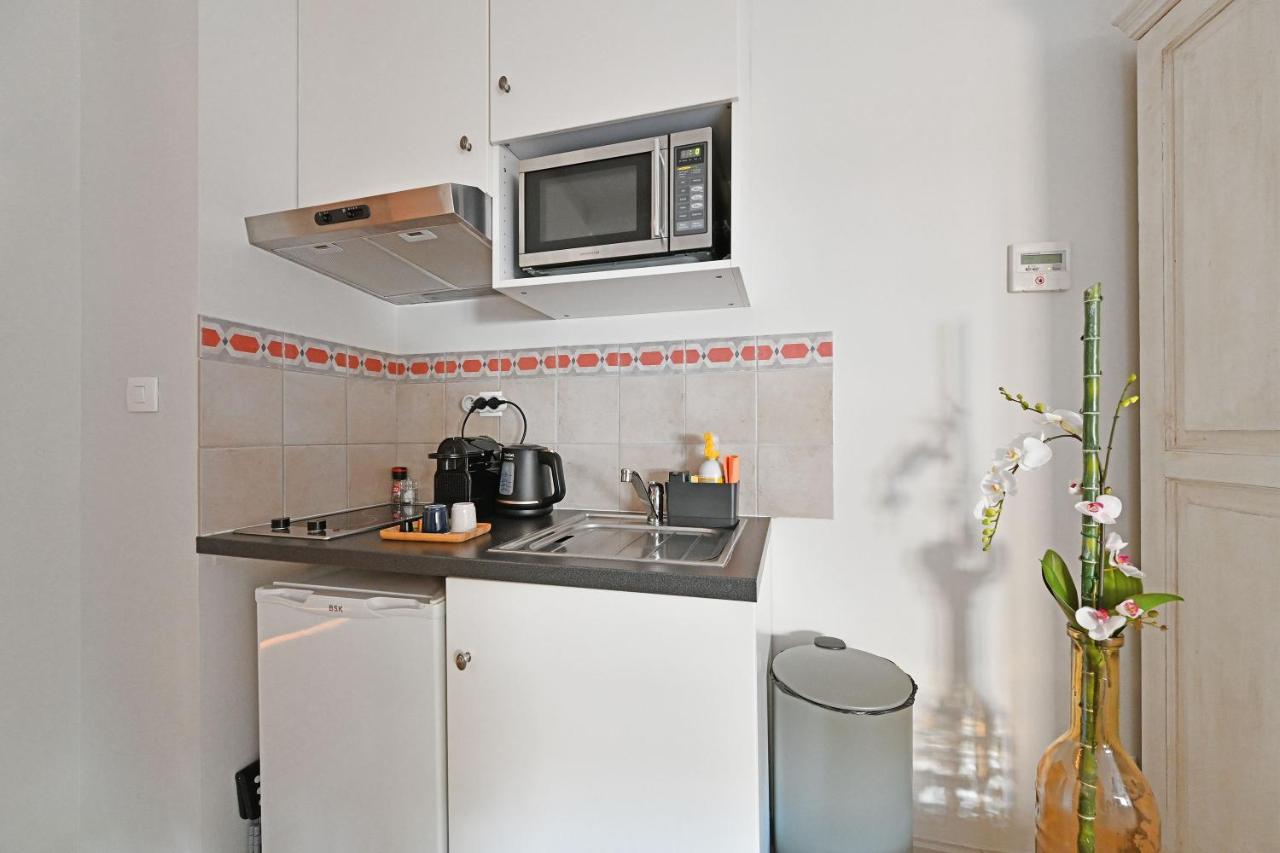 Au Coeur Des Papes, Dans Batisse De Charme & En Coeur De Apartment *