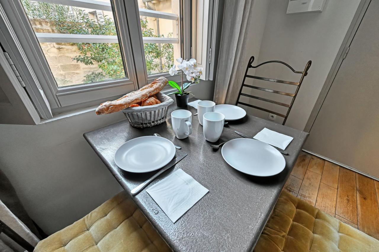 Au Coeur Des Papes, Dans Batisse De Charme & En Coeur De Apartment Avignon