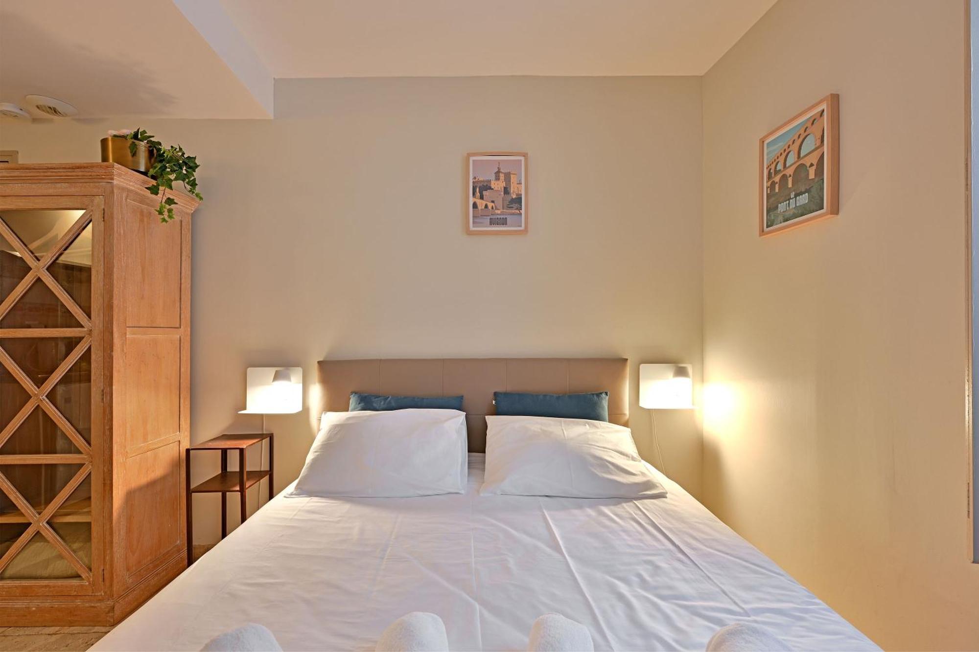 Au Coeur Des Papes, Dans Batisse De Charme & En Coeur De Apartment Avignon